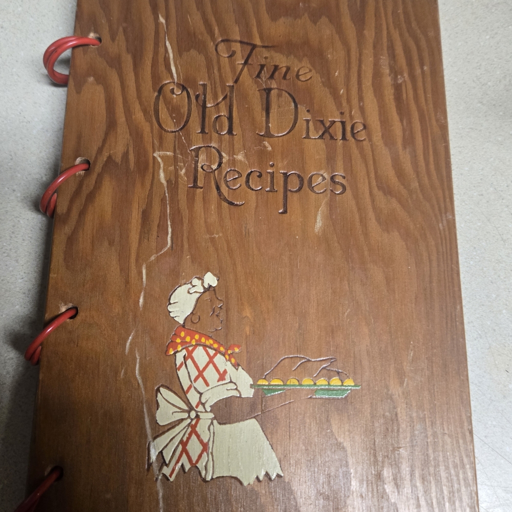 Fine Old Dixie Recipes Wooden Cookbook